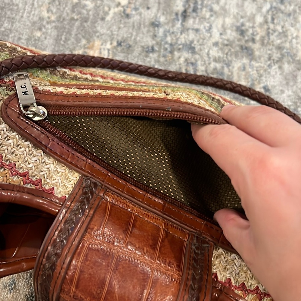 Marc Chantal M.C. Purse - Picture 8 of 13